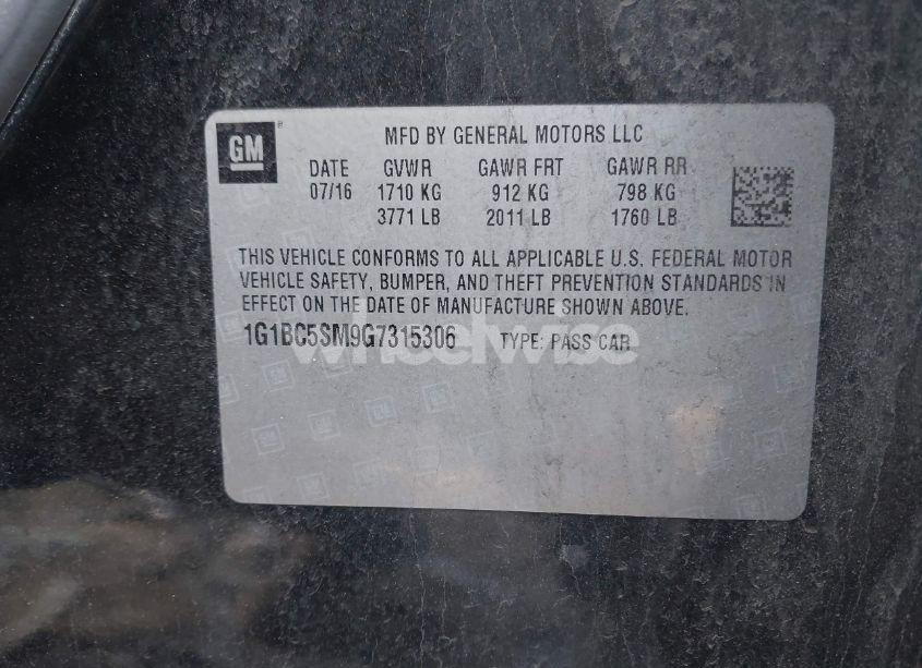 Photo 9 of 2016 Chevrolet Cruze LS AUTO (VIN 1G1BC5SM9G7315306)