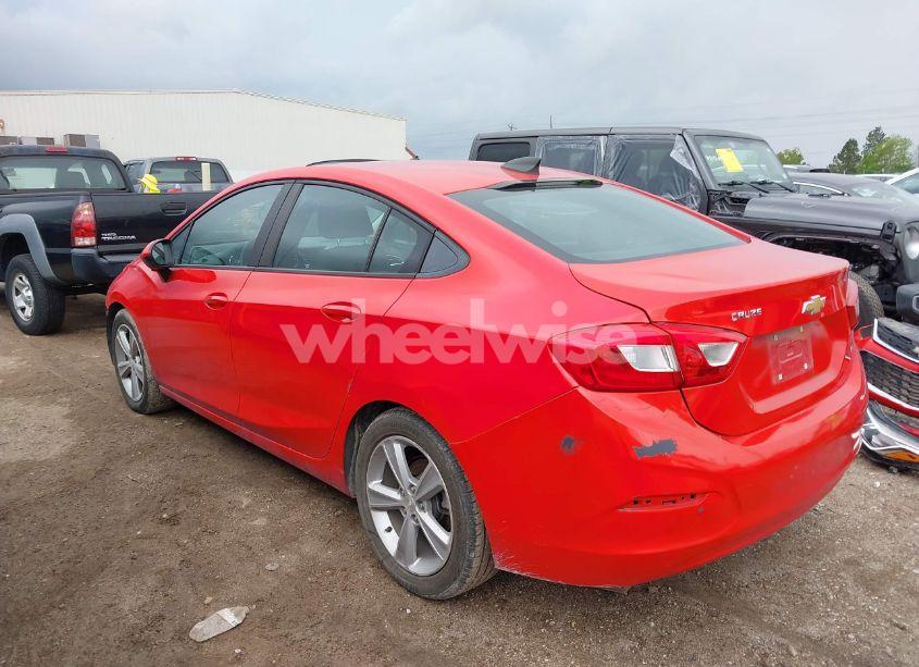 Photo 3 of 2016 Chevrolet Cruze LS AUTO (VIN 1G1BC5SM9G7323129)