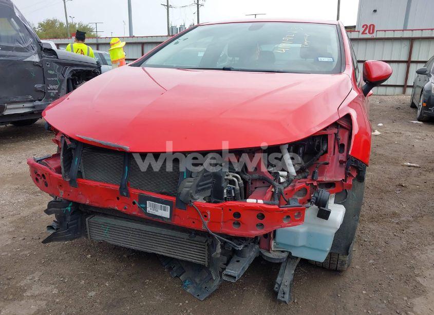 Photo 6 of 2016 Chevrolet Cruze LS AUTO (VIN 1G1BC5SM9G7323129)