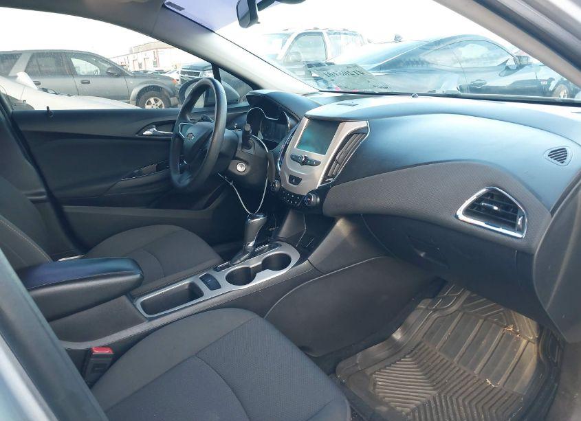 Photo 5 of 2017 Chevrolet Cruze LS AUTO (VIN 1G1BC5SM9H7175338)