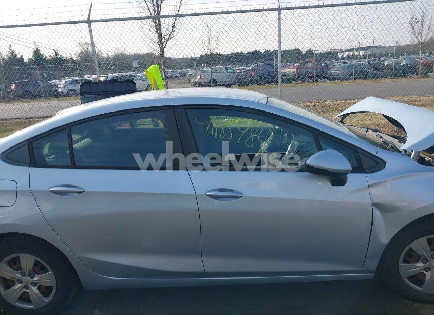 Photo 13 of 2017 Chevrolet Cruze LS AUTO (VIN 1G1BC5SM9H7195492)