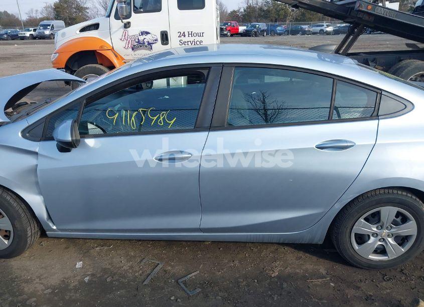 Photo 14 of 2017 Chevrolet Cruze LS AUTO (VIN 1G1BC5SM9H7195492)