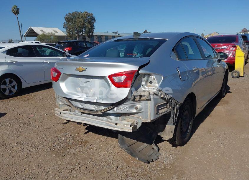 Photo 6 of 2017 Chevrolet Cruze LS AUTO (VIN 1G1BC5SM9H7250085)