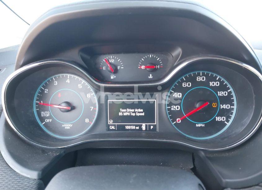 Photo 7 of 2017 Chevrolet Cruze LS AUTO (VIN 1G1BC5SM9H7250085)