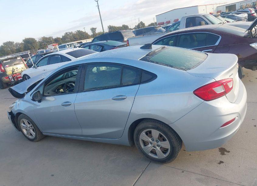Photo 14 of 2018 Chevrolet Cruze LS AUTO (VIN 1G1BC5SM9J7124816)