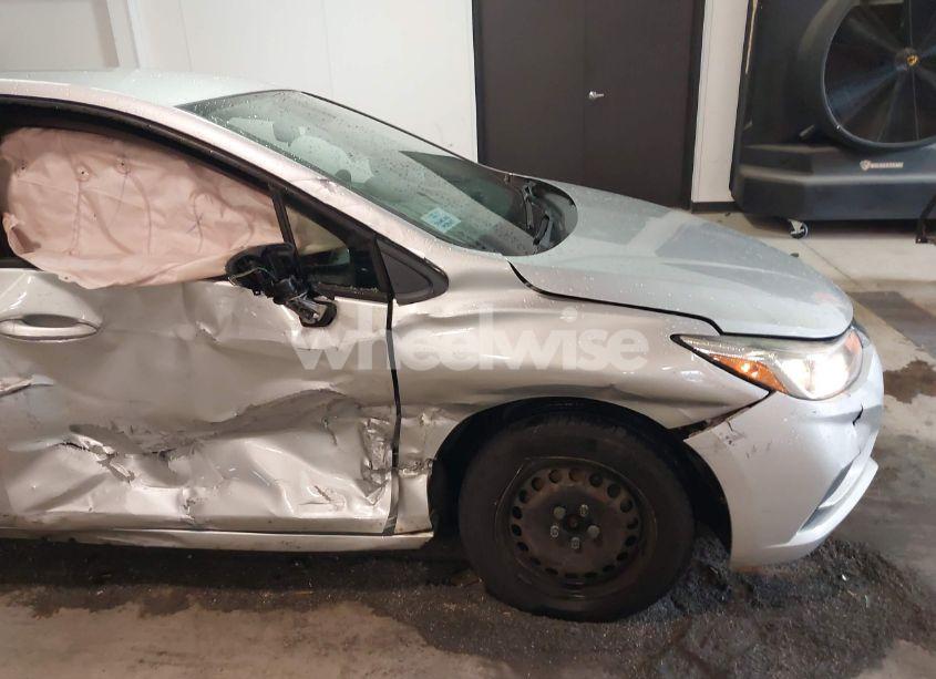 Photo 12 of 2018 Chevrolet Cruze LS AUTO (VIN 1G1BC5SM9J7148985)