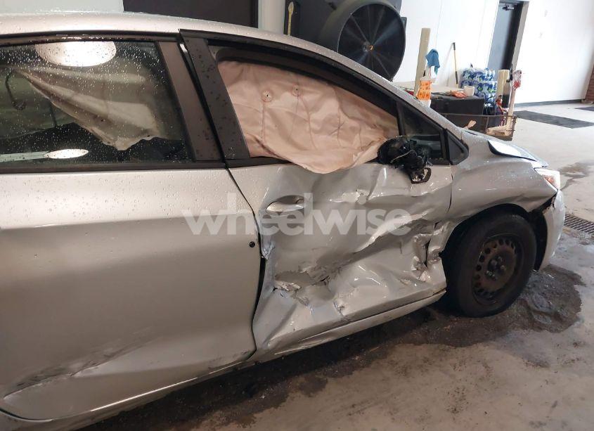 Photo 18 of 2018 Chevrolet Cruze LS AUTO (VIN 1G1BC5SM9J7148985)