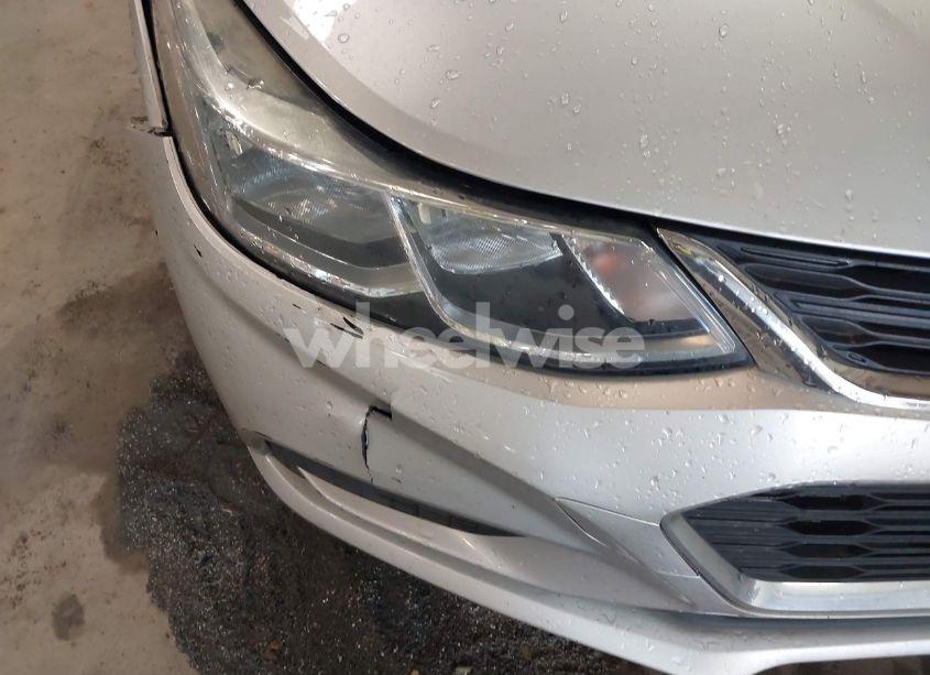 Photo 22 of 2018 Chevrolet Cruze LS AUTO (VIN 1G1BC5SM9J7148985)