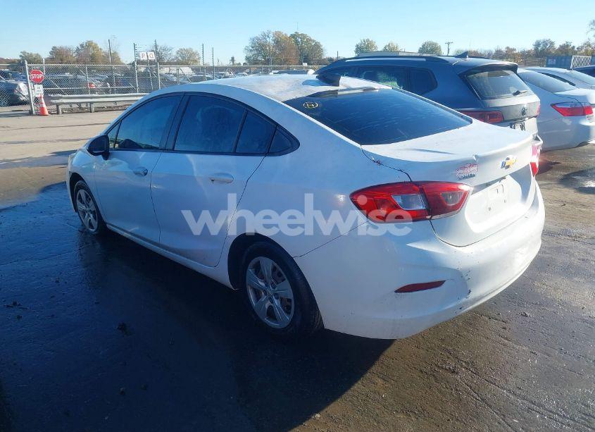 Photo 14 of 2018 Chevrolet Cruze LS AUTO (VIN 1G1BC5SM9J7159193)