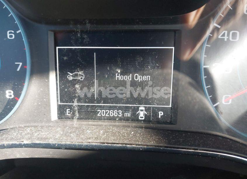 Photo 15 of 2018 Chevrolet Cruze LS AUTO (VIN 1G1BC5SM9J7159193)
