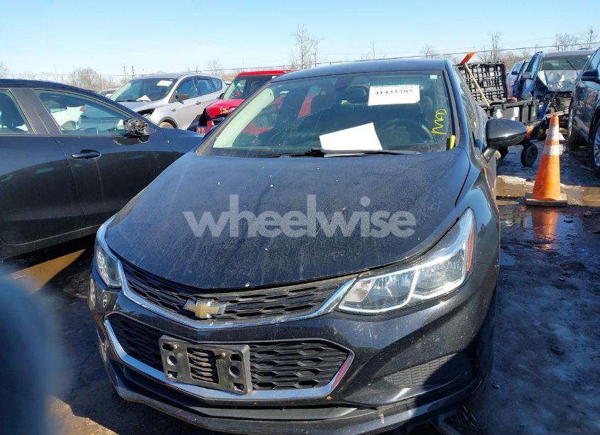 Photo 12 of 2018 Chevrolet Cruze LS AUTO (VIN 1G1BC5SM9J7200776)