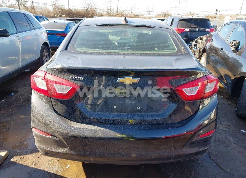 Photo 16 of 2018 Chevrolet Cruze LS AUTO (VIN 1G1BC5SM9J7200776)