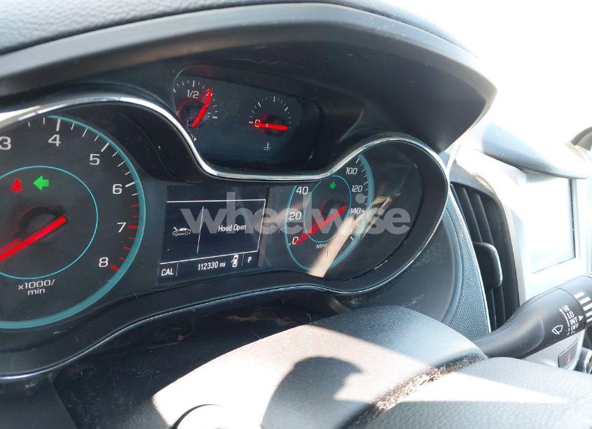 Photo 7 of 2018 Chevrolet Cruze LS AUTO (VIN 1G1BC5SM9J7200776)