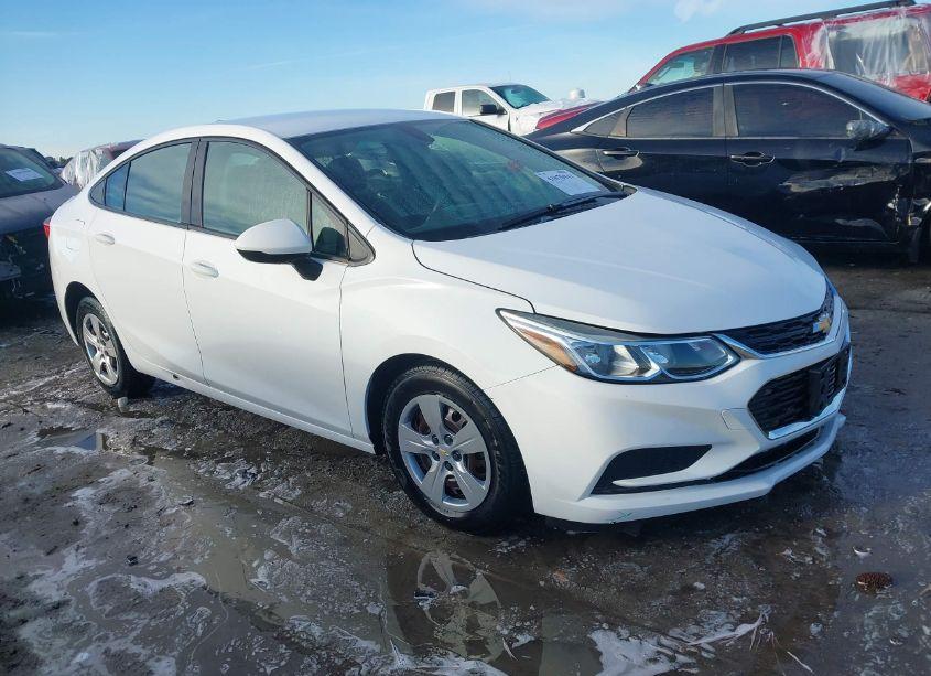 2018 Chevrolet Cruze LS AUTO (VIN 1G1BC5SM9J7203791) main photo