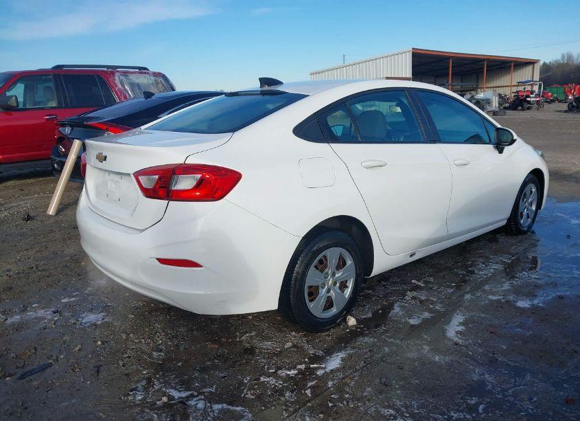 Photo 4 of 2018 Chevrolet Cruze LS AUTO (VIN 1G1BC5SM9J7203791)