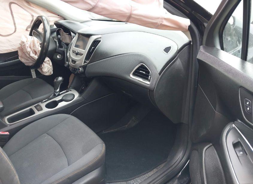 Photo 5 of 2018 Chevrolet Cruze LS AUTO (VIN 1G1BC5SM9J7221031)