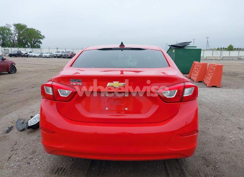 Photo 17 of 2018 Chevrolet Cruze LS AUTO (VIN 1G1BC5SM9J7221840)