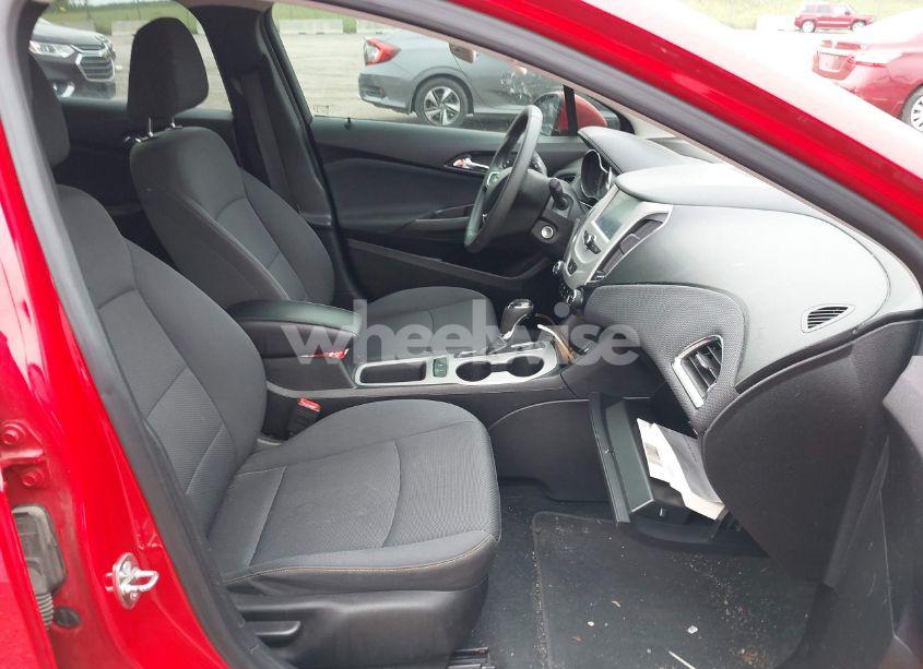 Photo 5 of 2018 Chevrolet Cruze LS AUTO (VIN 1G1BC5SM9J7221840)