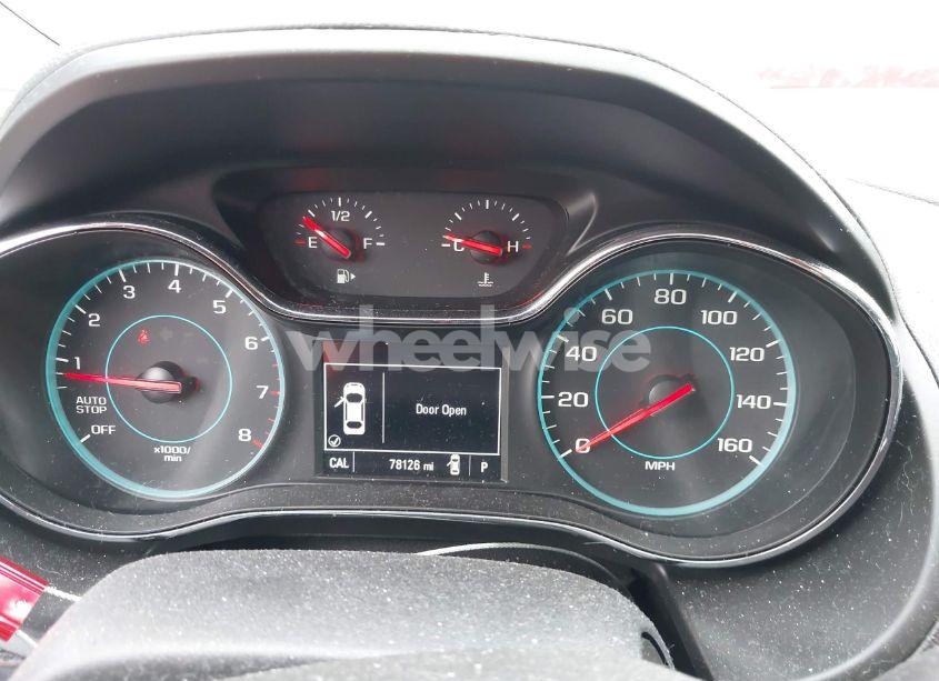 Photo 7 of 2018 Chevrolet Cruze LS AUTO (VIN 1G1BC5SM9J7221840)