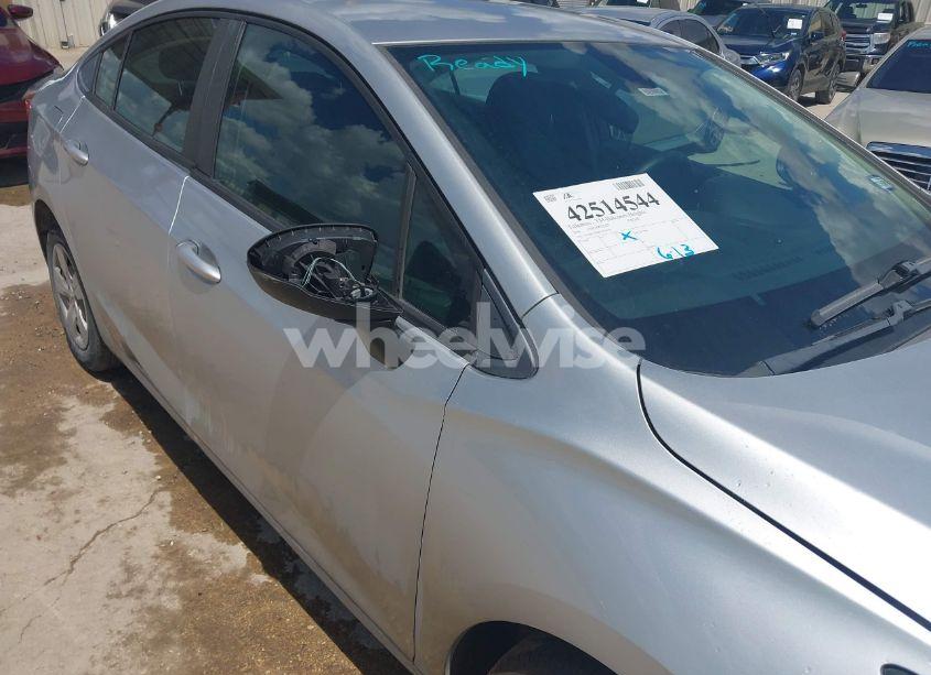 Photo 6 of 2016 Chevrolet Cruze LS AUTO (VIN 1G1BC5SMXG7239742)