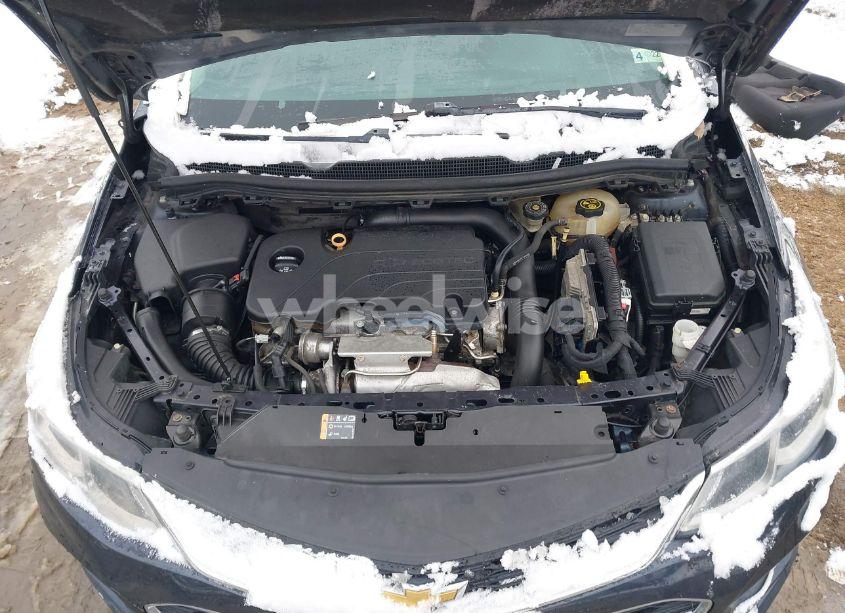 Photo 10 of 2016 Chevrolet Cruze LS AUTO (VIN 1G1BC5SMXG7274331)