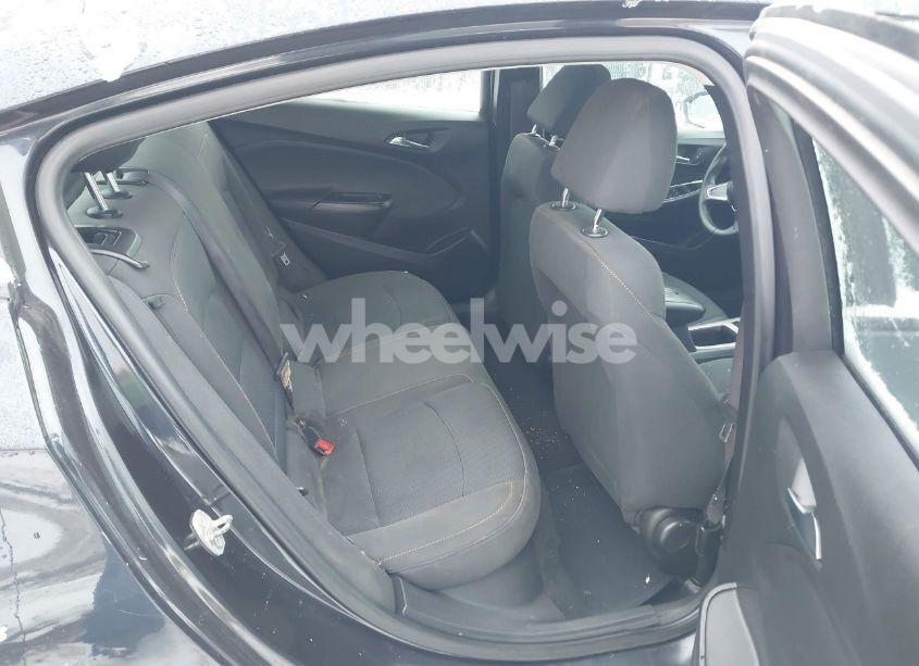 Photo 8 of 2016 Chevrolet Cruze LS AUTO (VIN 1G1BC5SMXG7274331)