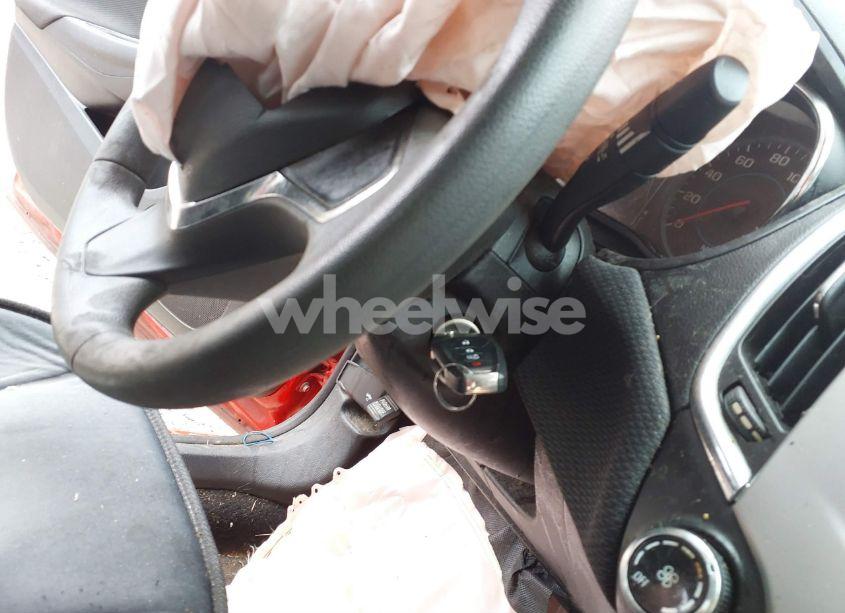 Photo 11 of 2016 Chevrolet Cruze LS AUTO (VIN 1G1BC5SMXG7304640)