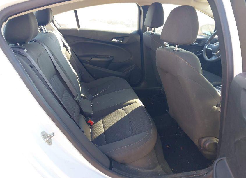 Photo 8 of 2016 Chevrolet Cruze LS AUTO (VIN 1G1BC5SMXG7307635)