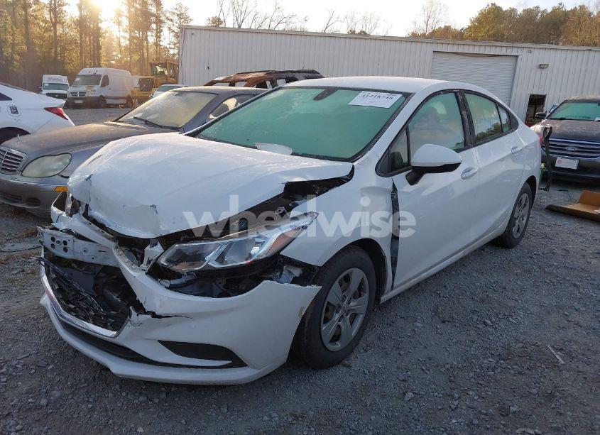 Photo 14 of 2017 Chevrolet Cruze LS AUTO (VIN 1G1BC5SMXH7107758)