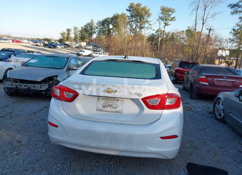 Photo 16 of 2017 Chevrolet Cruze LS AUTO (VIN 1G1BC5SMXH7107758)