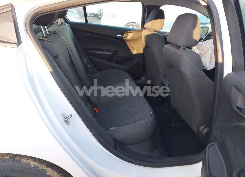 Photo 8 of 2017 Chevrolet Cruze LS AUTO (VIN 1G1BC5SMXH7107758)