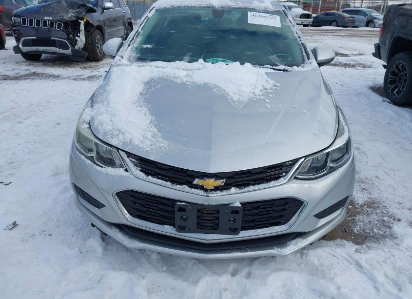 Photo 12 of 2017 Chevrolet Cruze LS AUTO (VIN 1G1BC5SMXH7117951)
