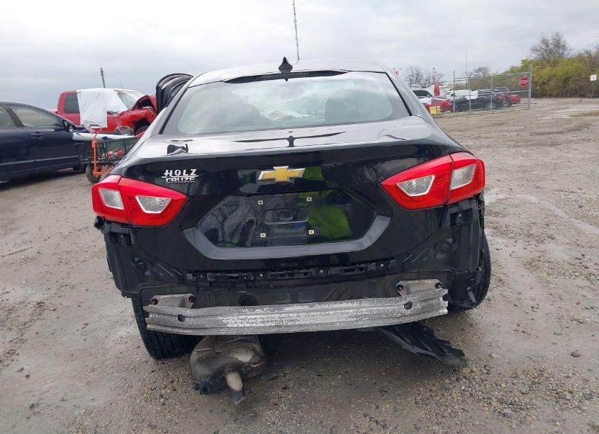 Photo 17 of 2017 Chevrolet Cruze LS AUTO (VIN 1G1BC5SMXH7121112)