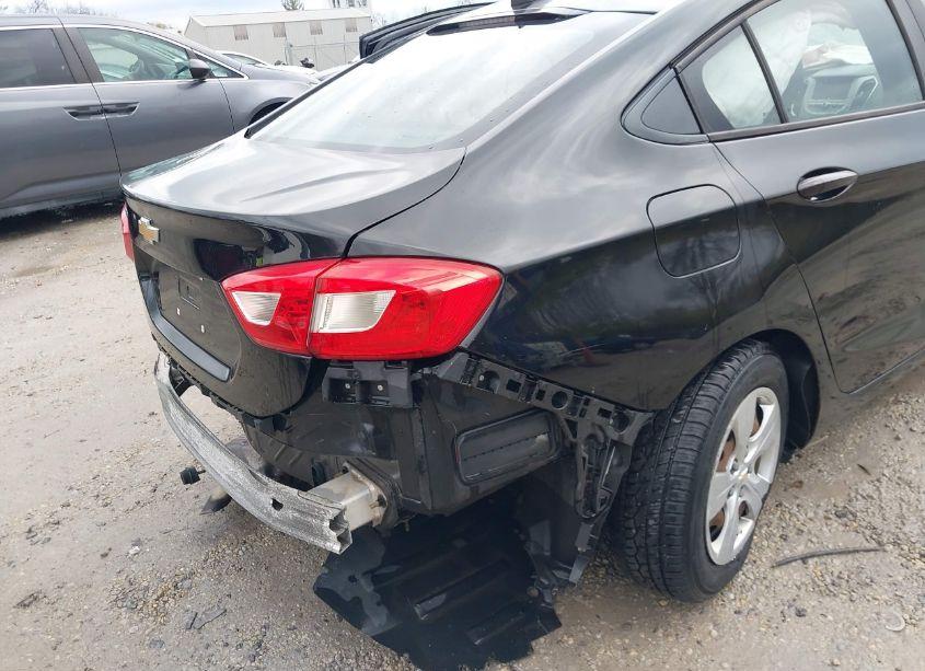 Photo 20 of 2017 Chevrolet Cruze LS AUTO (VIN 1G1BC5SMXH7121112)