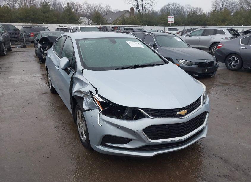 2017 Chevrolet Cruze LS AUTO (VIN 1G1BC5SMXH7139500) main photo