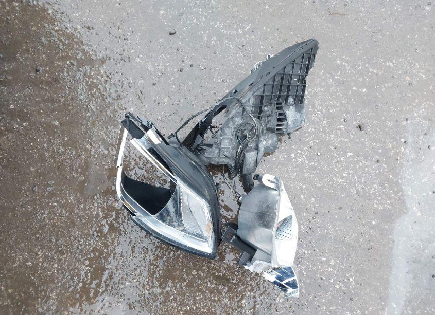 Photo 12 of 2017 Chevrolet Cruze LS AUTO (VIN 1G1BC5SMXH7139500)