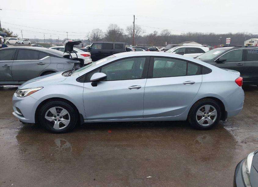 Photo 15 of 2017 Chevrolet Cruze LS AUTO (VIN 1G1BC5SMXH7139500)