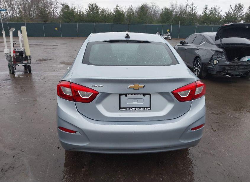 Photo 17 of 2017 Chevrolet Cruze LS AUTO (VIN 1G1BC5SMXH7139500)