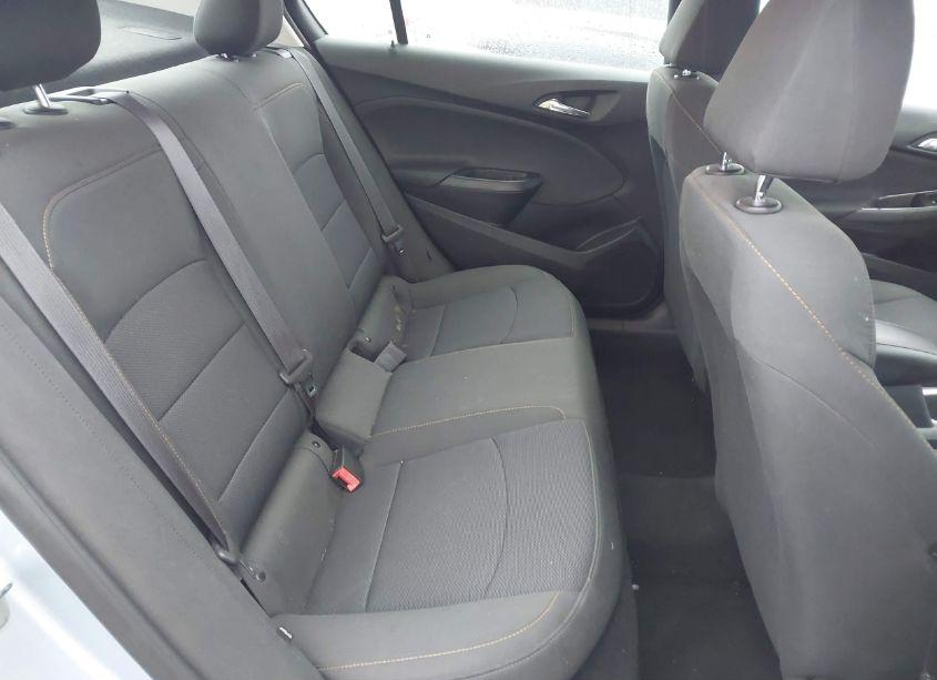 Photo 8 of 2017 Chevrolet Cruze LS AUTO (VIN 1G1BC5SMXH7139500)