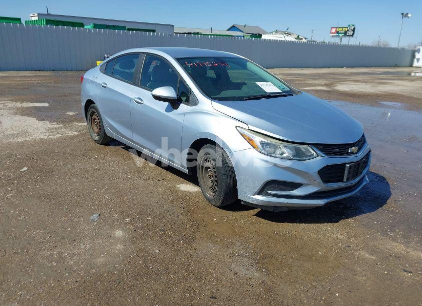 2017 Chevrolet Cruze LS AUTO (VIN 1G1BC5SMXH7147760) main photo