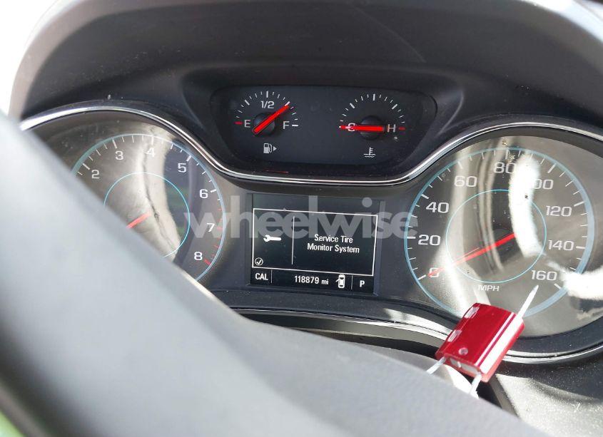 Photo 7 of 2017 Chevrolet Cruze LS AUTO (VIN 1G1BC5SMXH7147760)