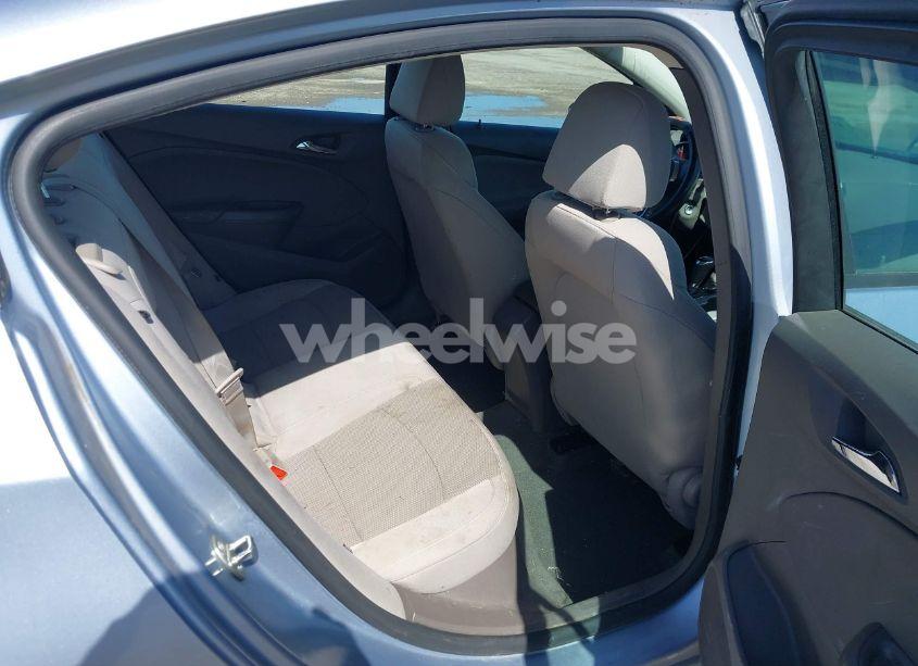 Photo 8 of 2017 Chevrolet Cruze LS AUTO (VIN 1G1BC5SMXH7147760)