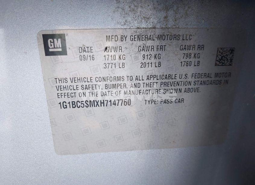 Photo 9 of 2017 Chevrolet Cruze LS AUTO (VIN 1G1BC5SMXH7147760)