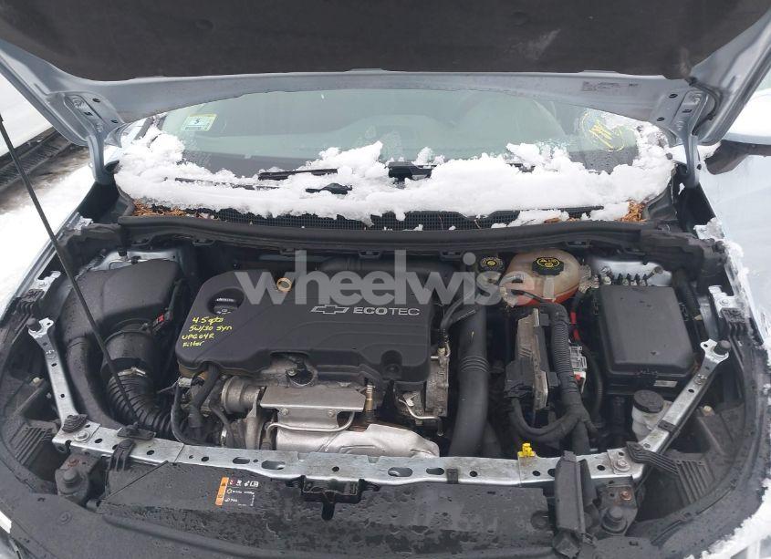 Photo 10 of 2017 Chevrolet Cruze LS AUTO (VIN 1G1BC5SMXH7147869)