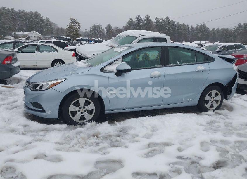 Photo 14 of 2017 Chevrolet Cruze LS AUTO (VIN 1G1BC5SMXH7147869)