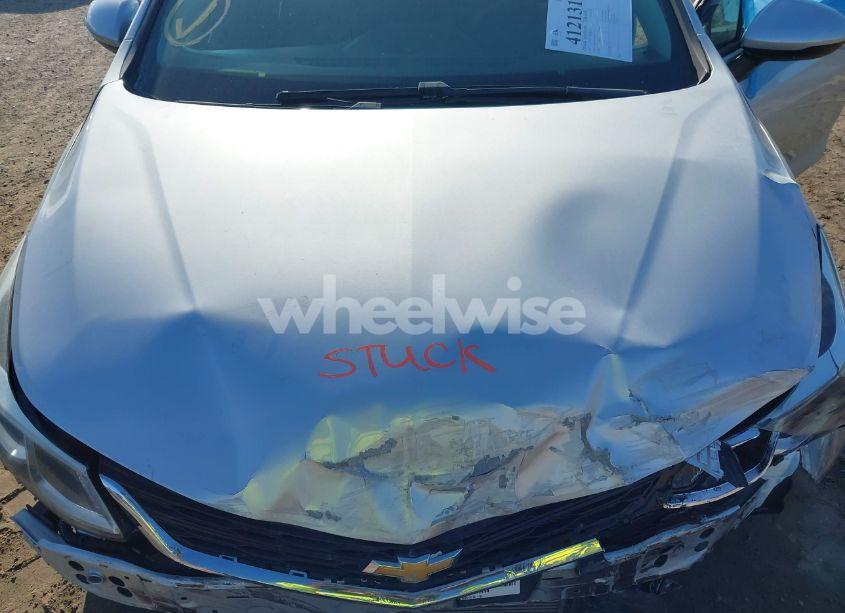 Photo 10 of 2017 Chevrolet Cruze LS AUTO (VIN 1G1BC5SMXH7171556)