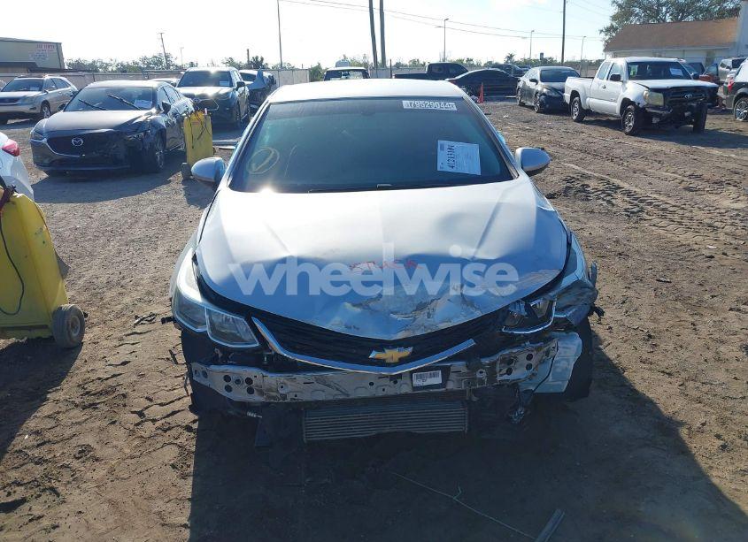 Photo 11 of 2017 Chevrolet Cruze LS AUTO (VIN 1G1BC5SMXH7171556)