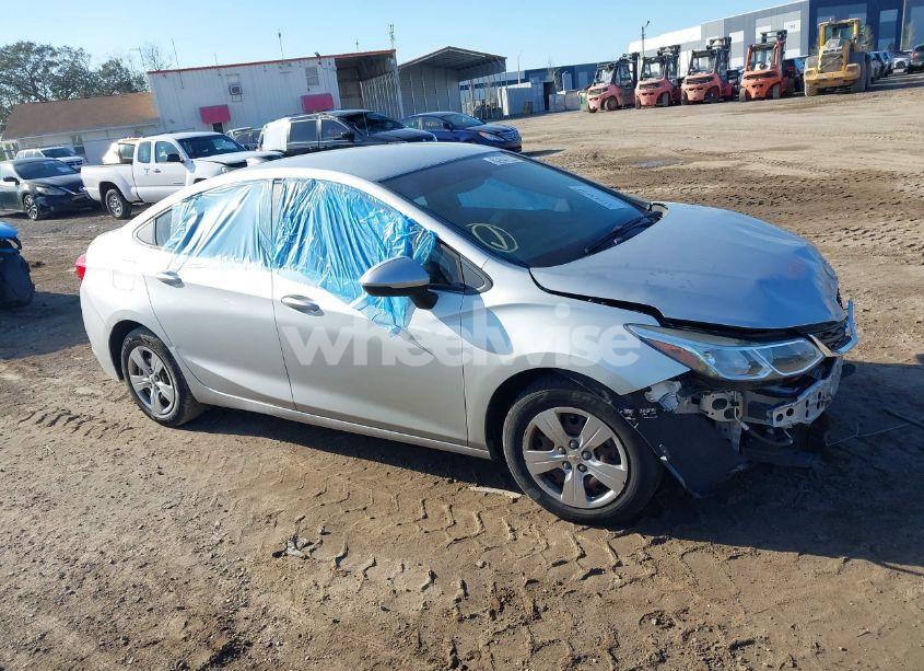 Photo 12 of 2017 Chevrolet Cruze LS AUTO (VIN 1G1BC5SMXH7171556)