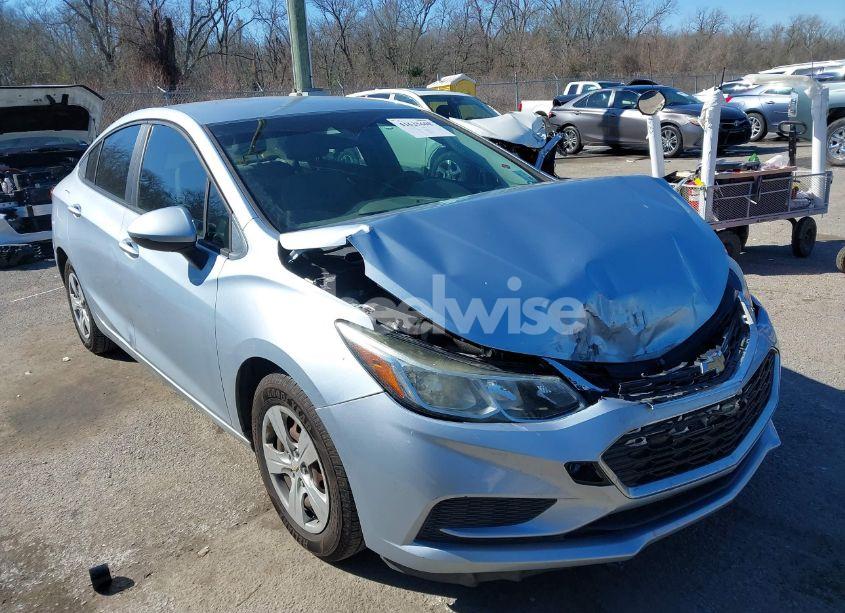 2017 Chevrolet Cruze LS AUTO (VIN 1G1BC5SMXH7179429) main photo