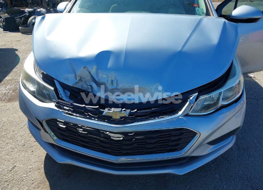 Photo 10 of 2017 Chevrolet Cruze LS AUTO (VIN 1G1BC5SMXH7179429)